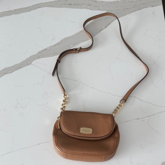 Michael Kors Handbags - Michael KORS  Tan Leather Crossbody Bag